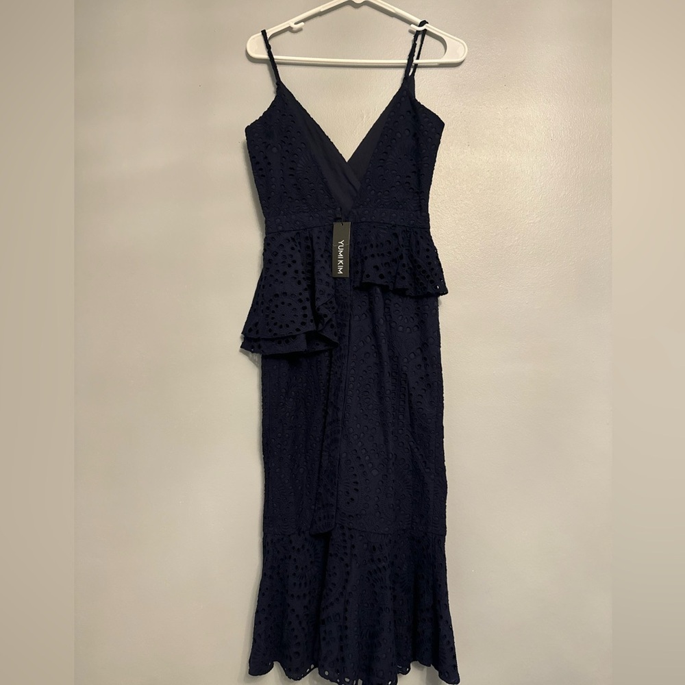 Yumi Kim small Navy Blue Lace Midi Open-Back Eyelet Dress NWT - Picture 4 of 5